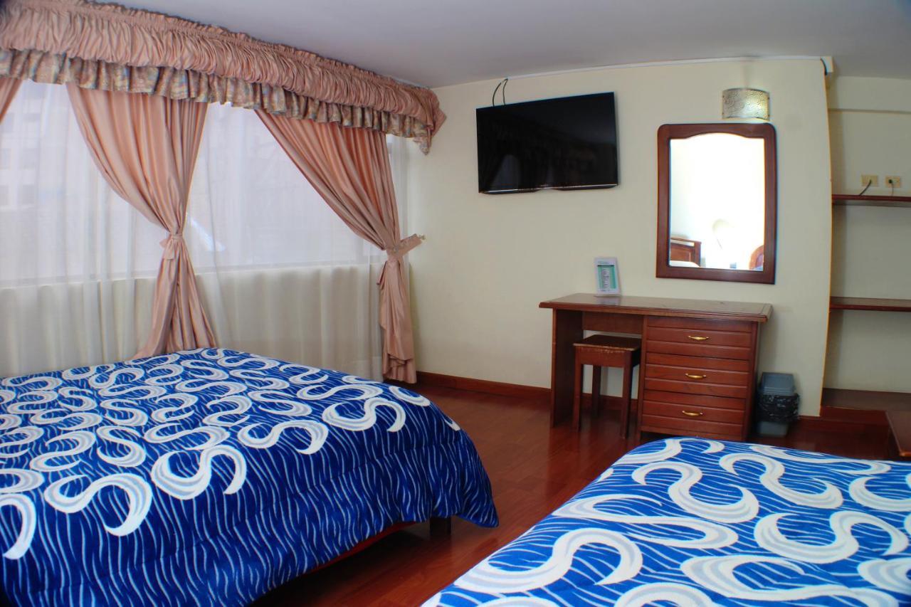 Hotel Santa Isabel 2 伊皮亚莱斯 外观 照片