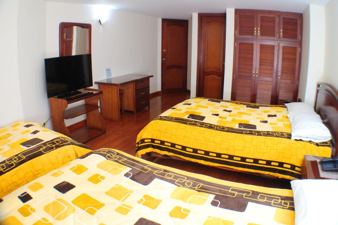 Hotel Santa Isabel 2 伊皮亚莱斯 外观 照片