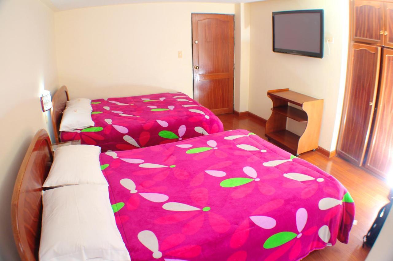 Hotel Santa Isabel 2 伊皮亚莱斯 外观 照片