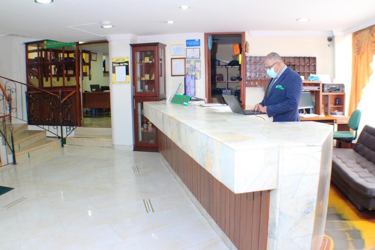 Hotel Santa Isabel 2 伊皮亚莱斯 外观 照片