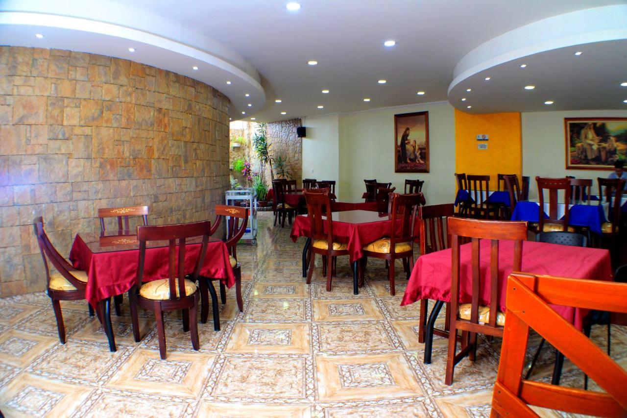 Hotel Santa Isabel 2 伊皮亚莱斯 外观 照片