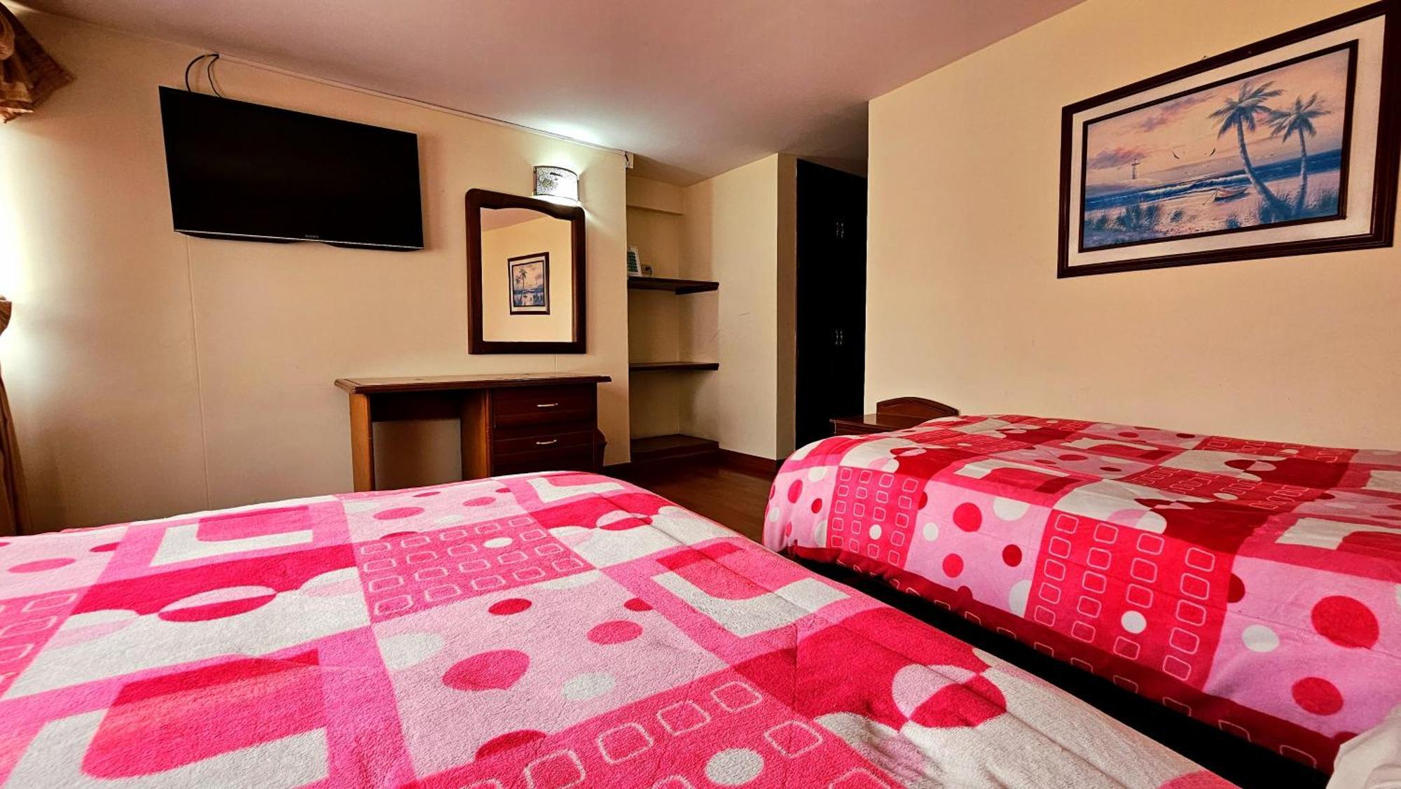 Hotel Santa Isabel 2 伊皮亚莱斯 外观 照片