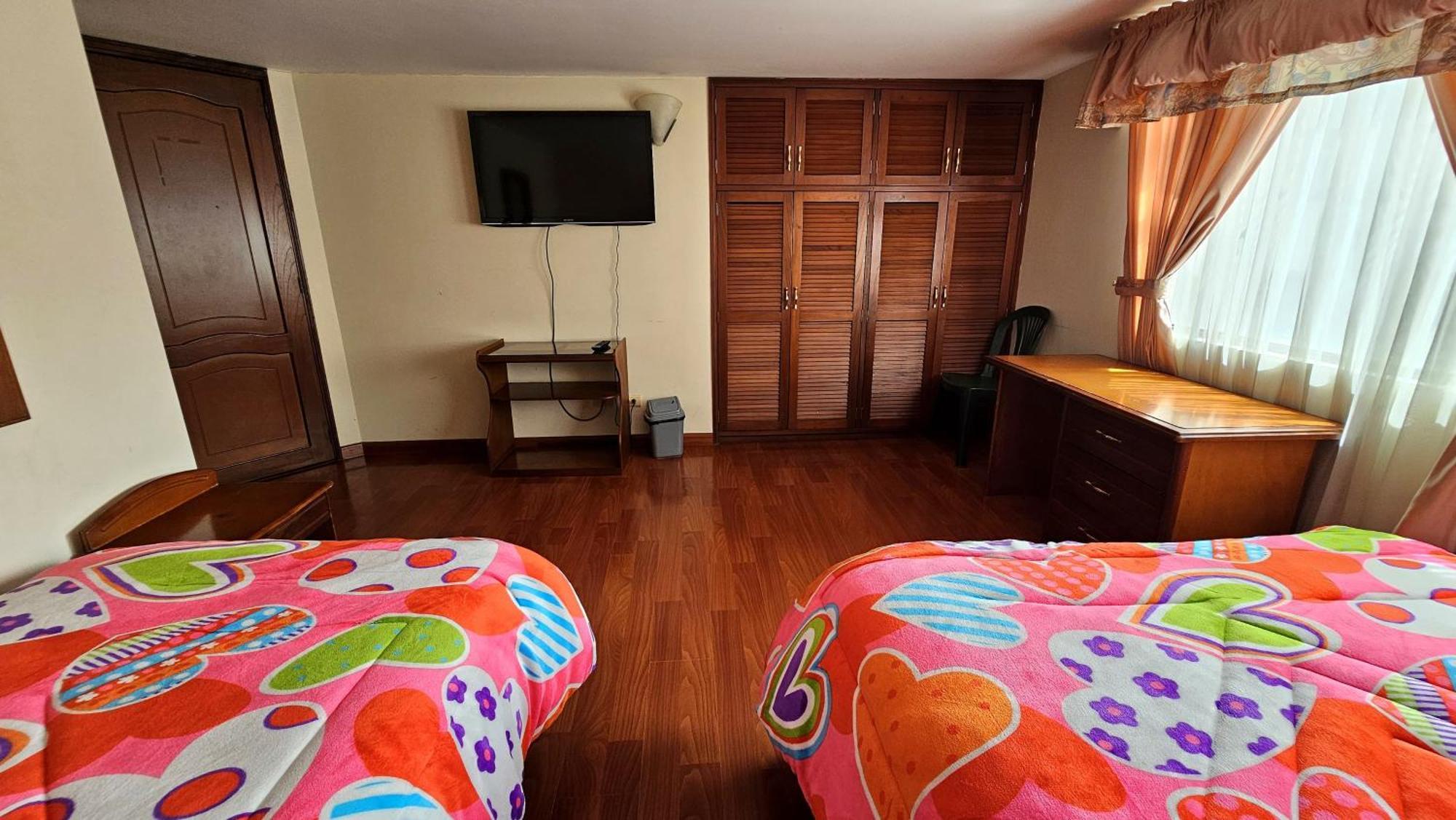 Hotel Santa Isabel 2 伊皮亚莱斯 外观 照片